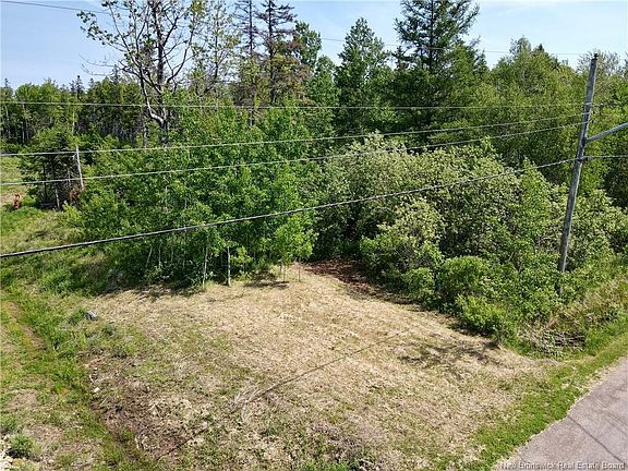 2nd image of LOT Beaverbrook Rd