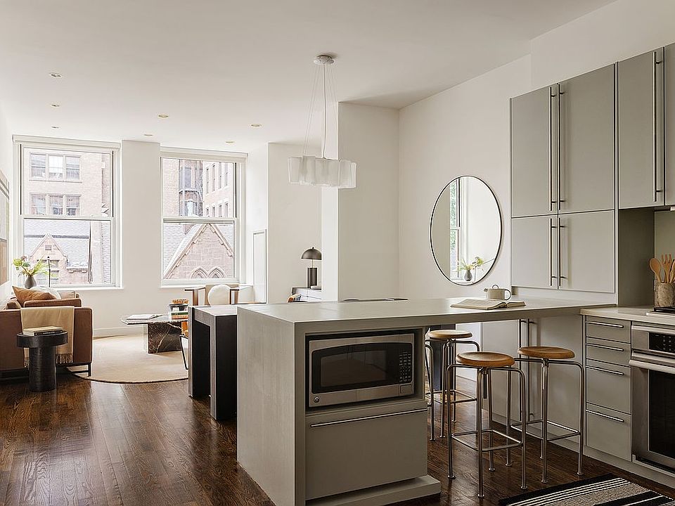 1st image of 60 W 20th St APT 3K