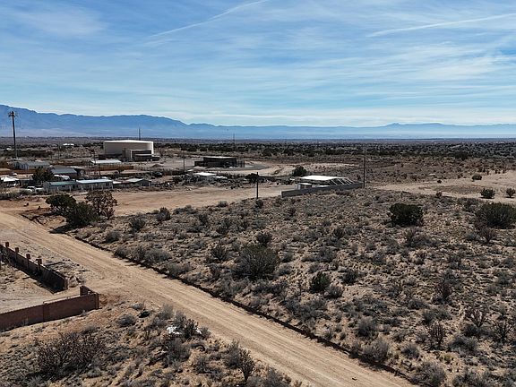 2nd image of 10th Ave NW