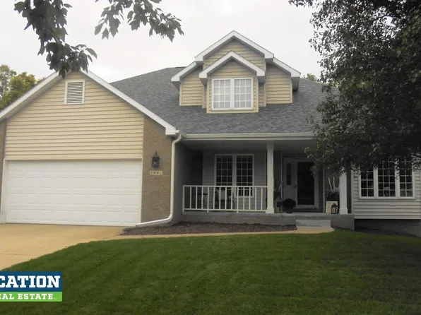 5941 Cross Creek Rd, Lincoln, NE 68516