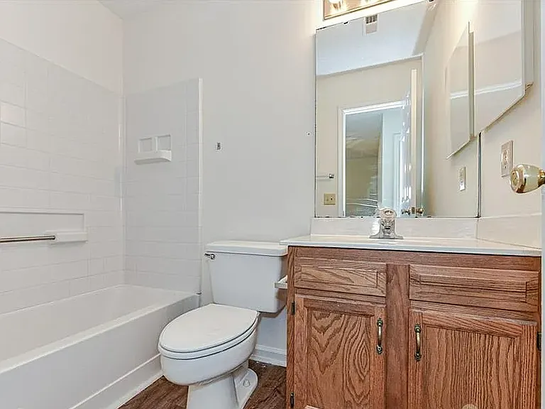 3640 Huyton Ct — Photo 32