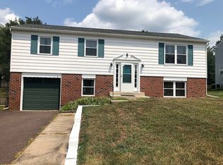 912 Mennonite Rd, Royersford, PA 19468