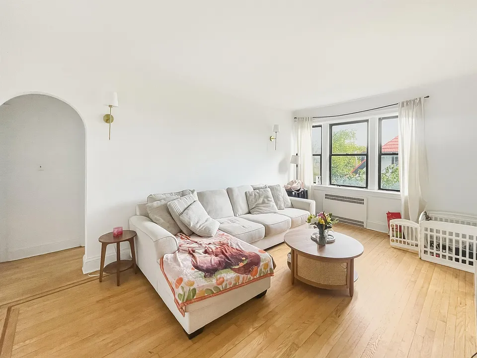 7427 Boulevard East #32