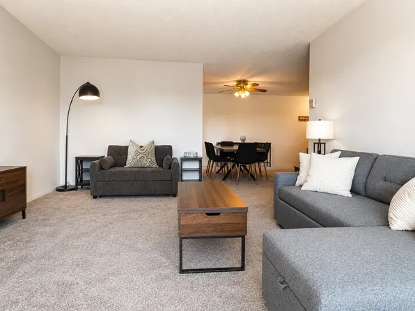 3255 Glasgow Ave #420, Saanich, BC V8X 4S4