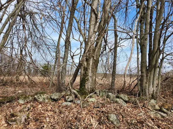 10-10C Byfield Rd, Ashburnham, MA 01430