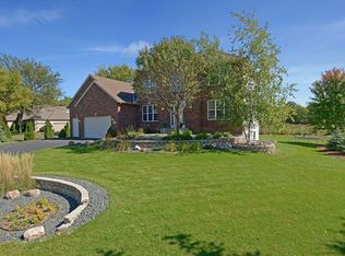 9487 Boiling Springs Ln, Shakopee, MN 55379