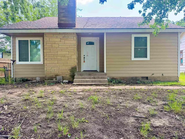 1120 N C St, Arkansas City, KS 67005