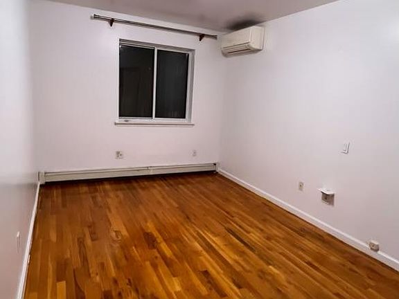 Master bedroom, built in closet