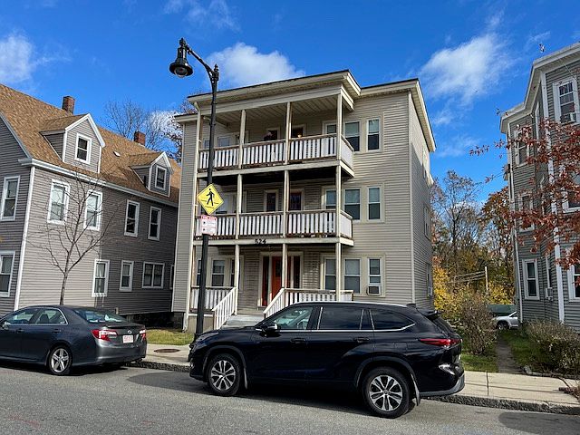 1st image of 524 Hyde Park Ave APT 6