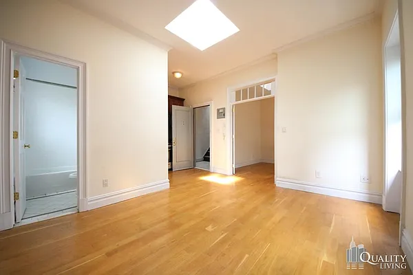 Rented by (Legacy) NY Quality Living Uptown | media 13