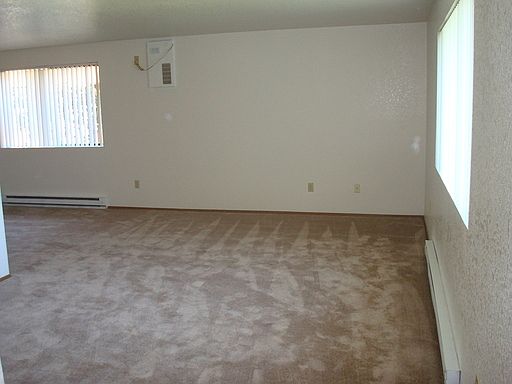 3rd image of 7406 47th Ave NE APT A1