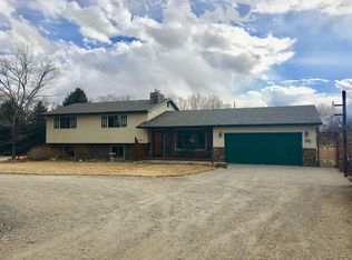 838 Riverside Ave, Powell, WY 82435