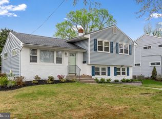 122 E Valleybrook Rd, Cherry Hill, NJ 08034