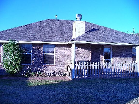 5th image of 4764 SE 43rd St