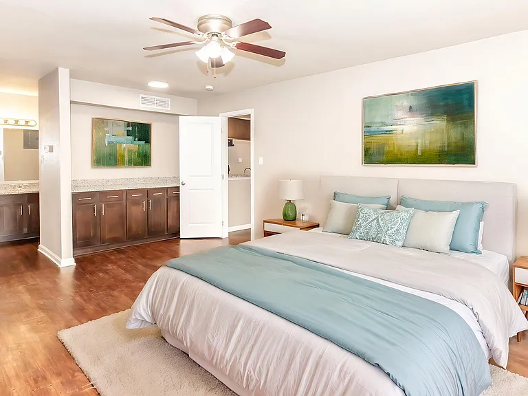 Stoneridge Apartments — Photo 13