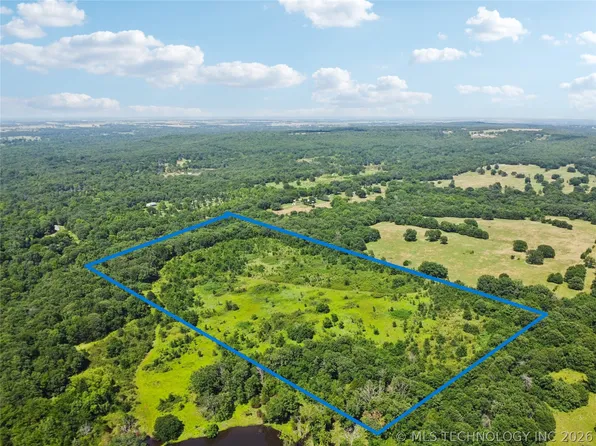 Bristlecone Rd, Henryetta, OK 74437