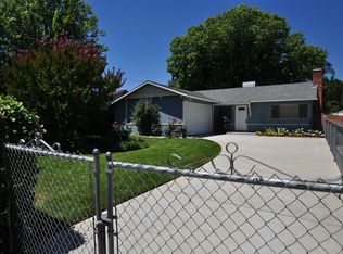 25163 De Wolfe Rd, Santa Clarita, CA 91321