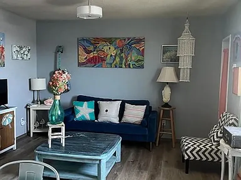 304 Pacific Ave S — Photo 6