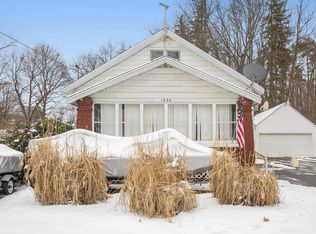 1620 Richmond St NW, Grand Rapids, MI 49504