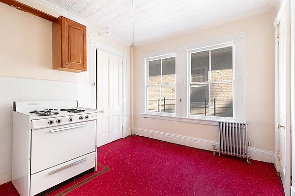 Sold by Engel and Völkers Brownstone Brooklyn | media 6