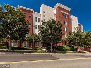 1811 14th St N #C101, Arlington, VA 22209