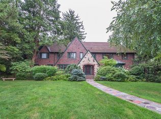 6 Delbarton Dr, Millburn, NJ 07078