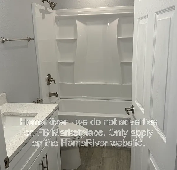 346 NW 24th Ave — Photo 11