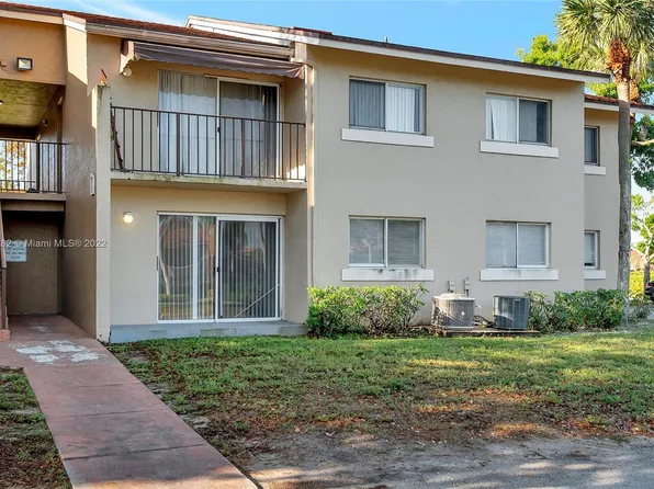 1186 Lake Terry Drive #L, West Palm Beach, FL 33411