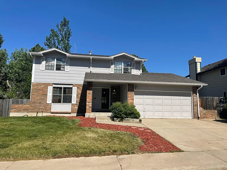 5902 S Ironton Ct — Photo 1