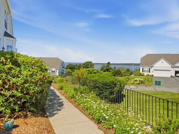 264 Rolling Hill Rd #264, Portsmouth, RI 02871