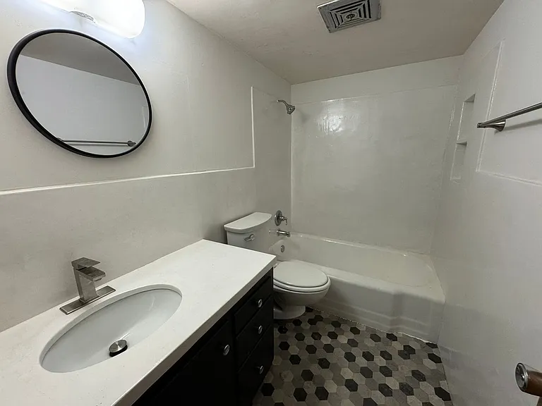 1406 Bass Ave — Photo 11