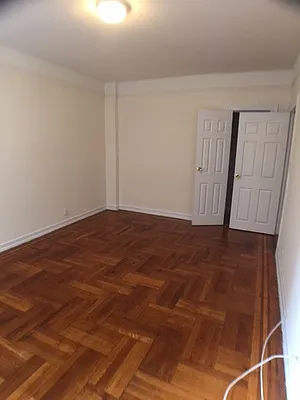 Rented by Roberto Guilbet, LREB | media 29