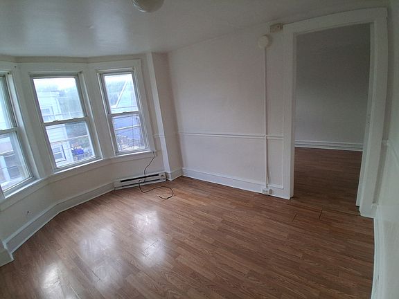 2nd image of 531 Robeson St Fl 2R