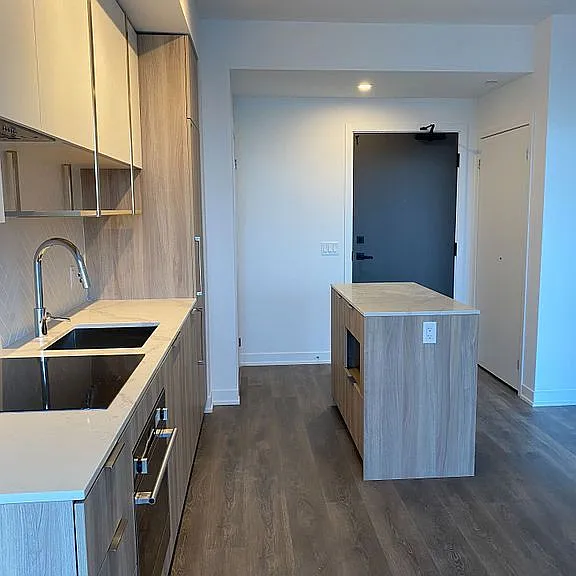 15 Holmes Ave #2907 — Photo 7