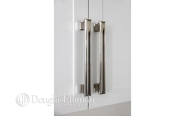 Rented by Douglas Elliman | media 20