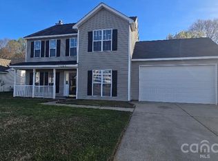 14109 Southbridge Forest Dr, Charlotte, NC 28273