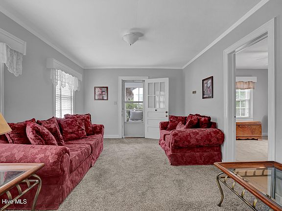 5th image of 610 Ivey Circle