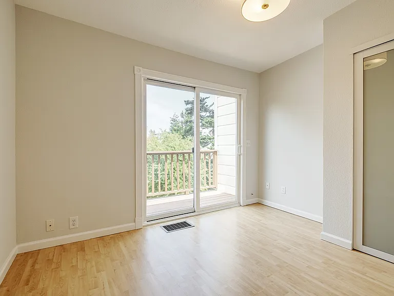 136 Beulah St #2 — Photo 13