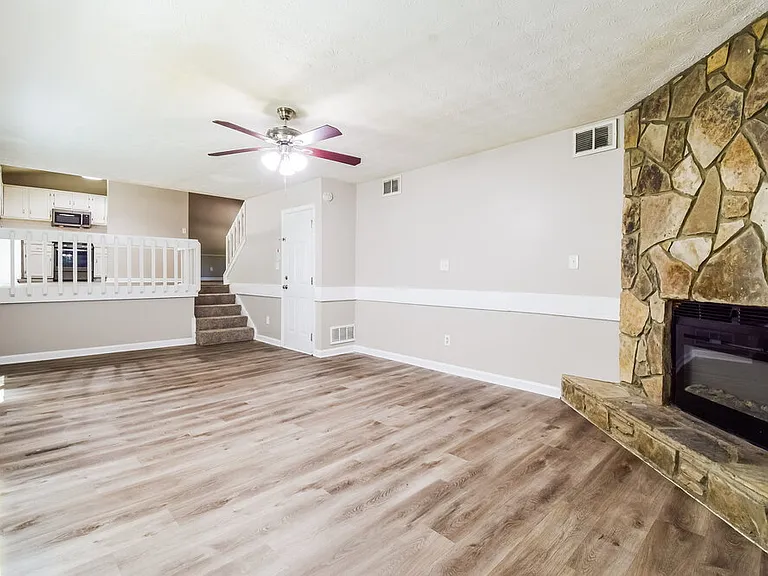 3210 Fescue Cir — Photo 6