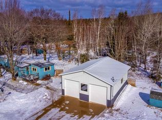 17 Snowfield Rd, Negaunee, MI 49866