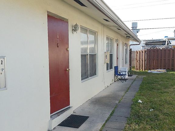 2nd image of 760 NE 46th Ct #0