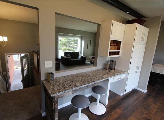 Breakfast bar or work area for you to use.