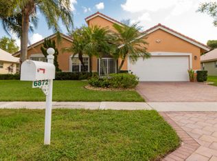 6872 Sun River Rd, Boynton Beach, FL 33437