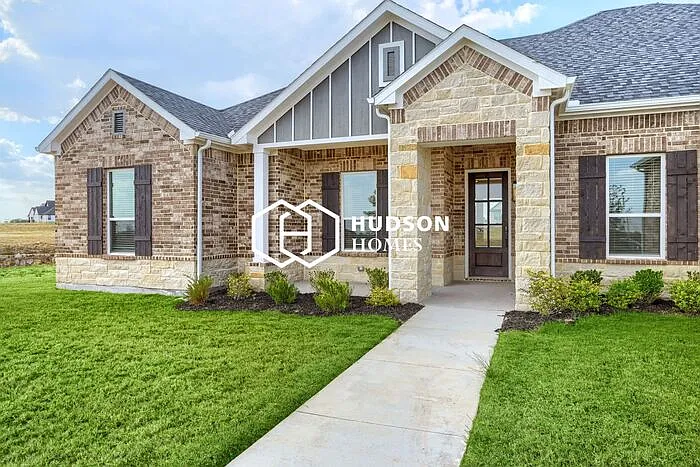 4 bed, 3.5 bath, 2404 sqft, $2,845 — Photo 2