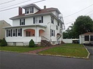 17 Ricketson St, New Bedford, MA 02744