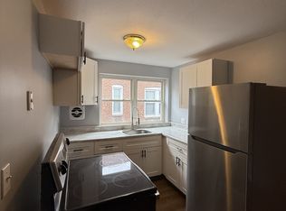 44 Standish Street, Hartford, CT 06114
