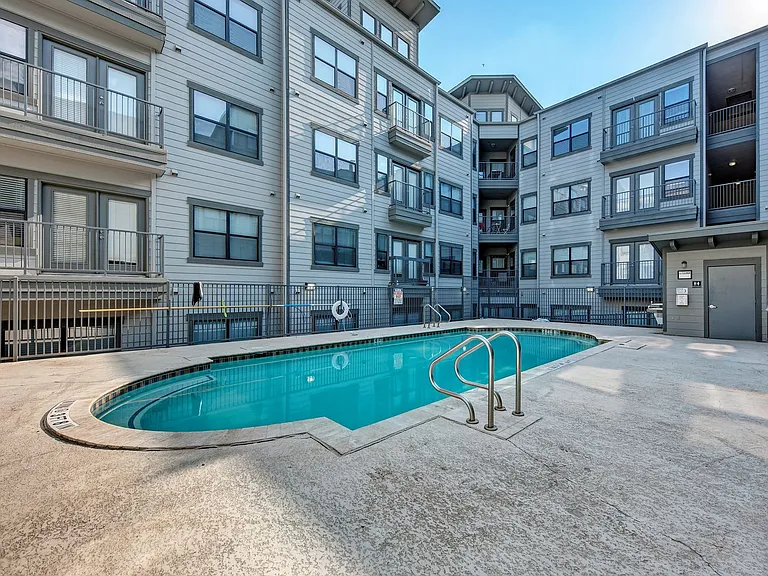 2502 Leon St #518 — Photo 3