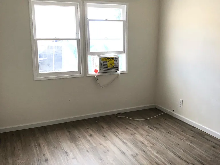 2106 N Vallejo St — Photo 8