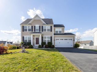 6824 Pennington Dr, Fayetteville, PA