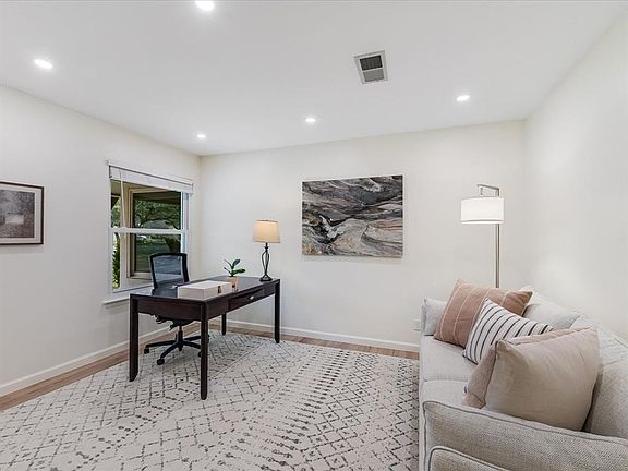 3rd image of 10050 Woodland Village Dr